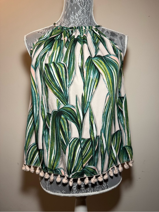 Japna Tops - ⭐️3/$20 Japna women’s halter top with Green palm Leaf Print Pom tassel trim S
